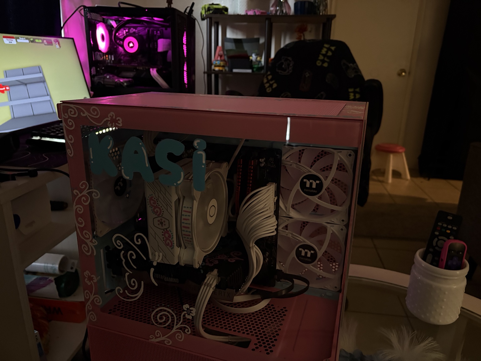 Pink themed custom PC